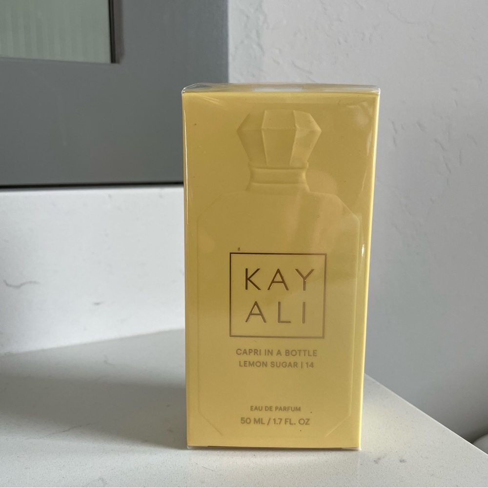 Kayali Capri